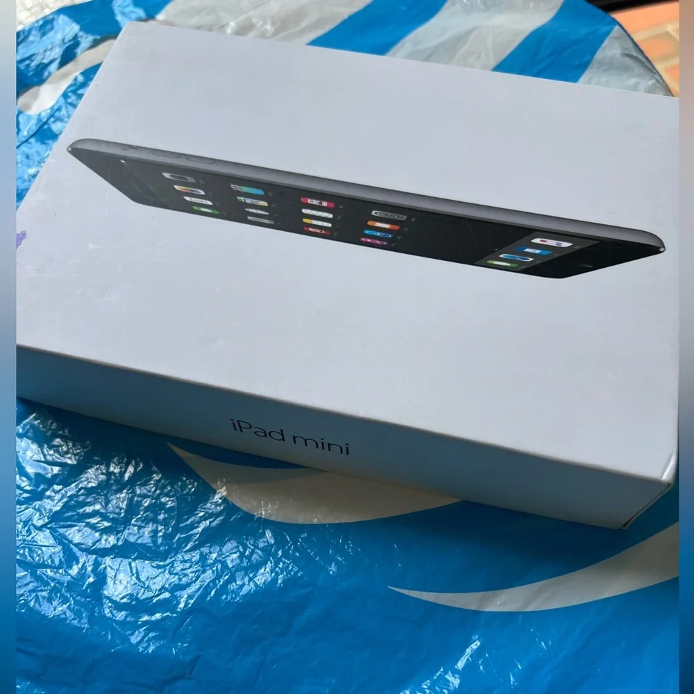 iPad Mini 2 WiFi Cellular 16GB AT&T- Space Gray- Great Condition!